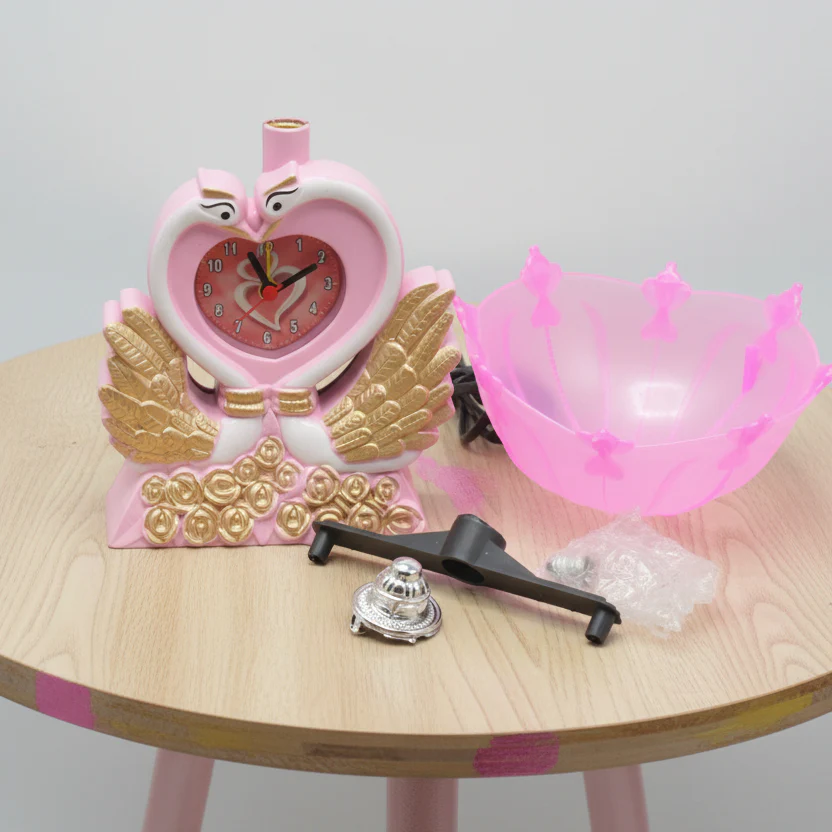 2 in 1 Flamingo Lamp & Clock - Image 3