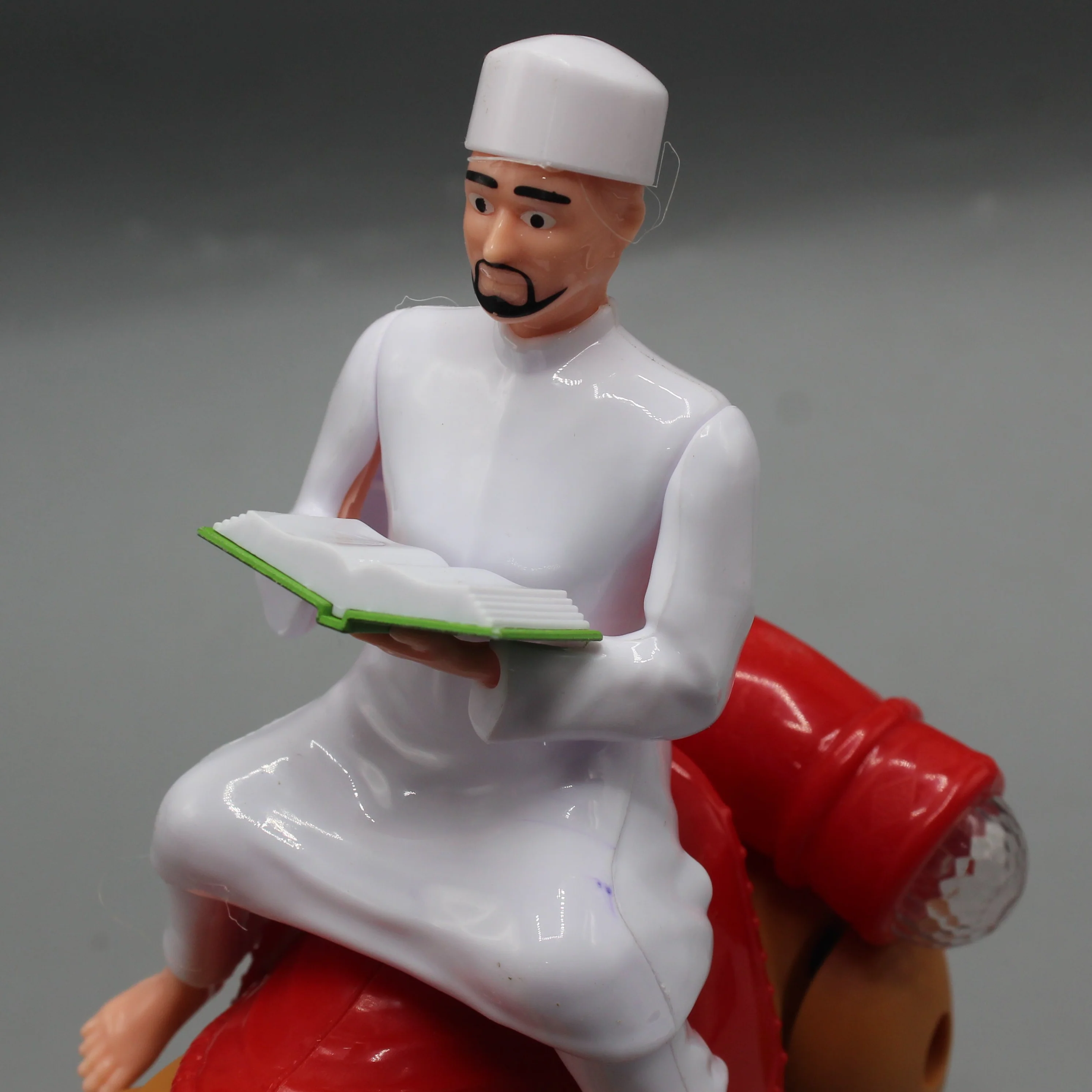 Desert Haji Camel with Light & Sound - Image 4