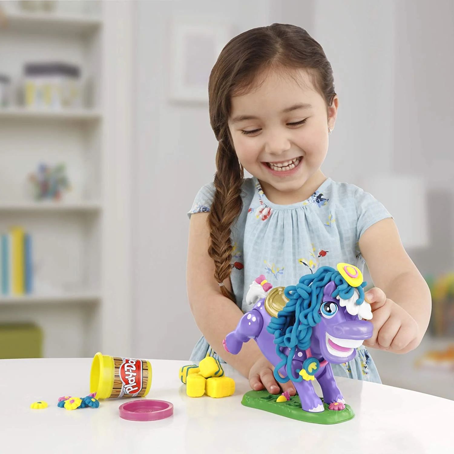 Hasbro Play-Doh Anime Crew Naybelle Play Set E6726 - Image 3