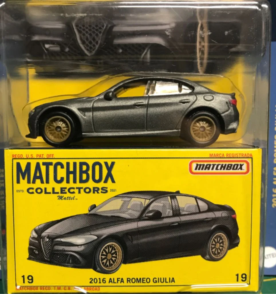 Matchbox Diecast 2016 ALFA Romeo Giulia GRK34 - Image 7