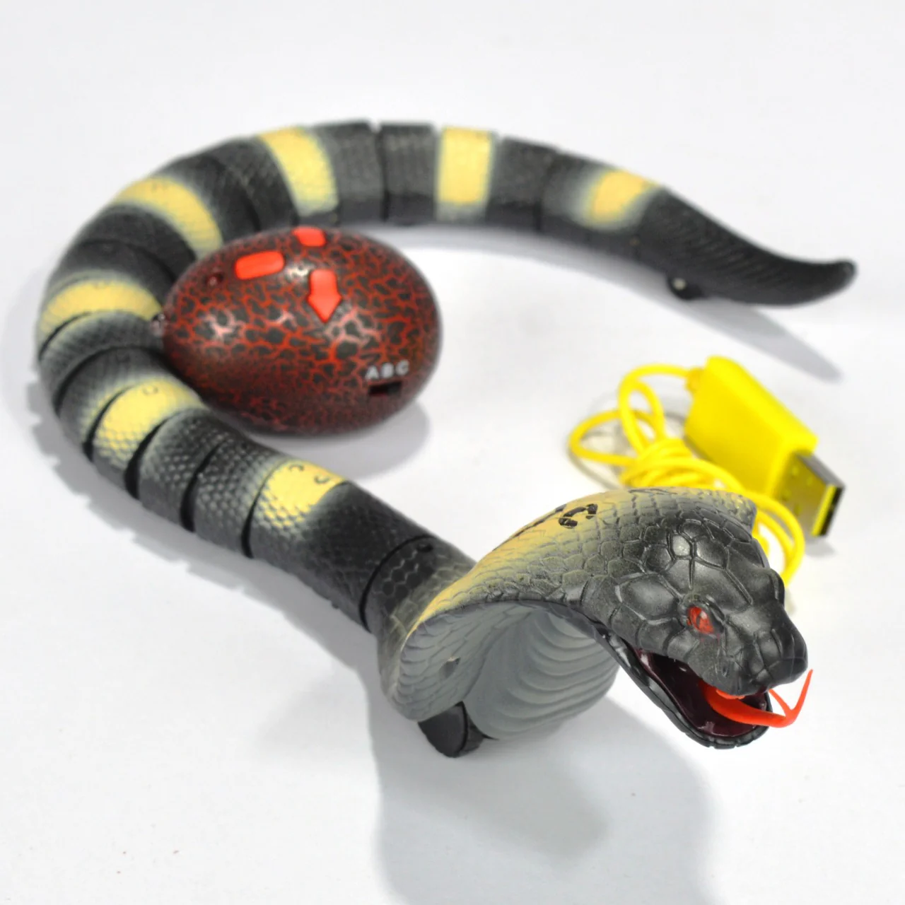Rechargeable RC Infrared Cobra Snake - Image 3