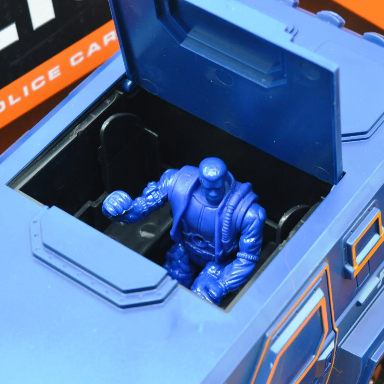 Rechargeable Remote Control Police Jeep - Image 5